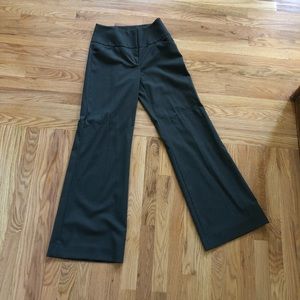 EUC olive green Antonio Melani pants